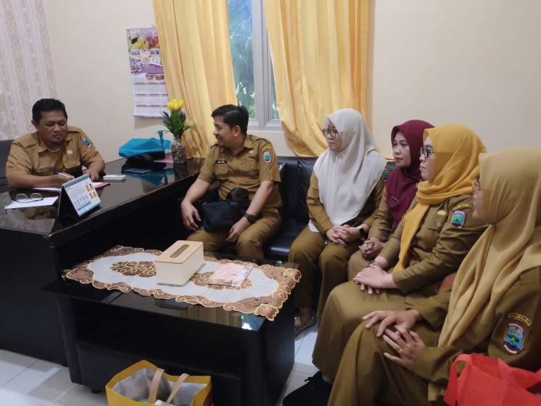Tingkatkan Mutu Perencanaan, Tim Perencanaan Dinkes Lamsel Tinjau RTP di Puskesmas Branti Raya dan Puskesmas Hajimena